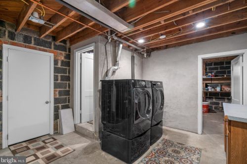 709 Milestone Dr, Silver Spring MD 20904-2735 exterior