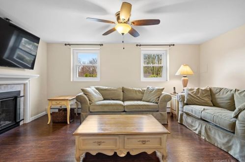 120 Wentworth Dr, Wapping CT  06074-1259 exterior
