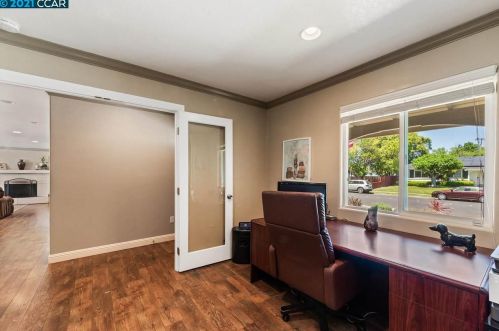 3144 Santa Paula Dr, Concord CA  94518-2821 exterior