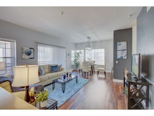 14001 Lemoli Ave, Hawthorne CA  90250-8856 exterior