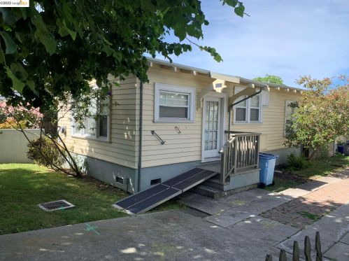 1504 10th St, Berkeley, CA 94710-1513