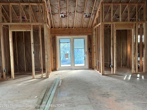 713 Asbury Ave, Tinton Falls NJ 07712-6103 exterior