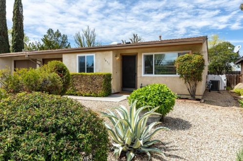 1611 Westfield Rd, Lake Nacimiento, CA 93446-3652