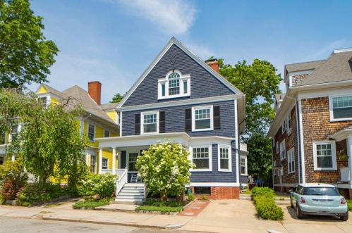 42 Adelphi Ave, Providence, RI 02906-4526
