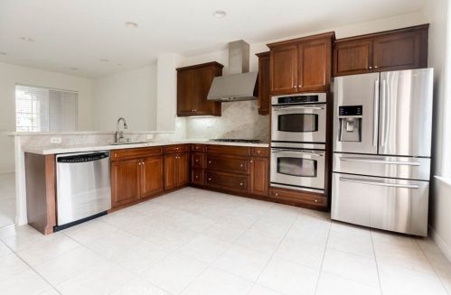 40 Tea Gdn, Irvine, CA 92620-3378