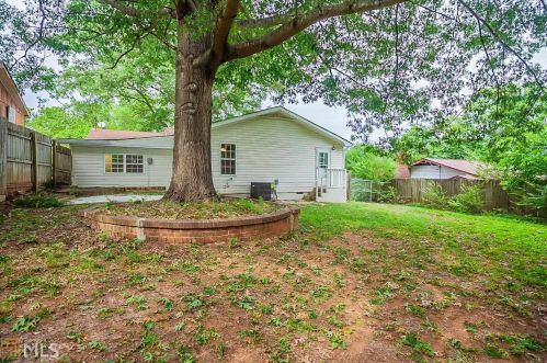 137 Oglesby Bridge Rd, Conyers GA  30094-4135 exterior