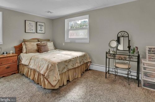 948 Walnut St, Hanover PA 17331-1523 exterior