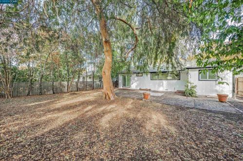 106 Cordova Way, Concord CA  94519-2706 exterior