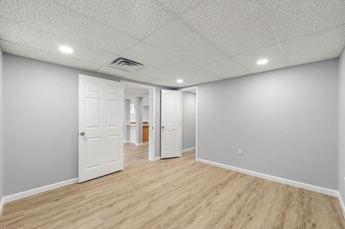 2763 Baker Ridge Dr, Atlanta GA  30318-7258 exterior