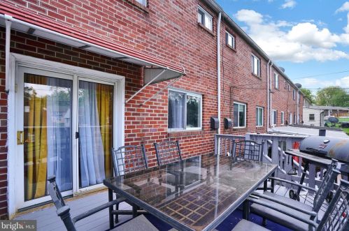 839 Hilton Dr, Lancaster PA  17603-5835 exterior