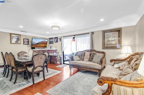 5321 Milani Ave, Newark, CA 94560-3208