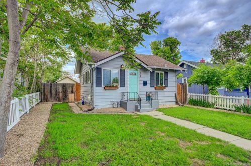 29 Knox Ct, Denver CO  80219-1404 exterior