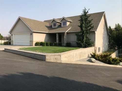 2408 26th St, Clarkston, WA 99403-1420