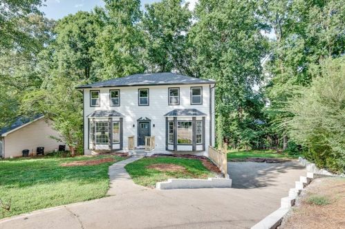 5068 Cold Springs Dr, Lilburn GA  30047-3776 exterior