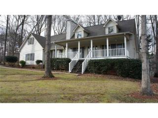 2507 Oaks Dr, Gainesville, GA 30506-1892