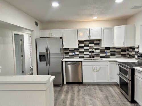701 Ursula St, Denver, CO 80011-6653