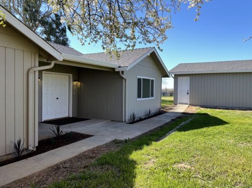 1945 Belcher Ave, Merced, CA 95348-9454