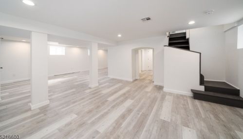 54 Elm St, Montclair NJ  07042-3234 exterior