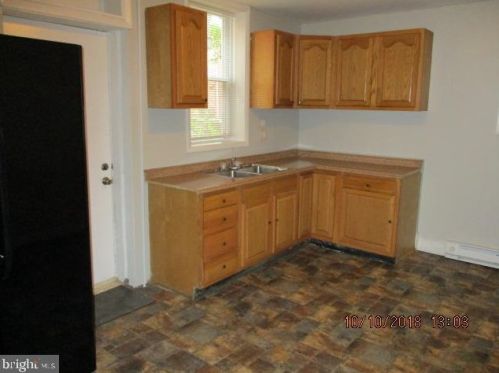 135 Juniata St, Lancaster PA  17602-4323 exterior