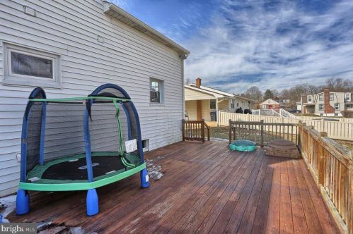 215 Cavalry Rd, Carlisle PA  17013-1606 exterior