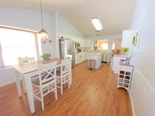 5781 Mcnaughton, Uhland TX 78640-9257 exterior