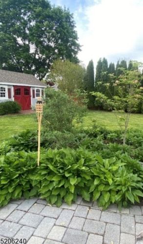 105 Carter Ter, Hackettstown NJ  07840-1002 exterior