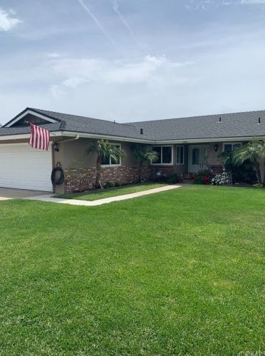 1300 Sandra Ct, Upland, CA 91786-2508