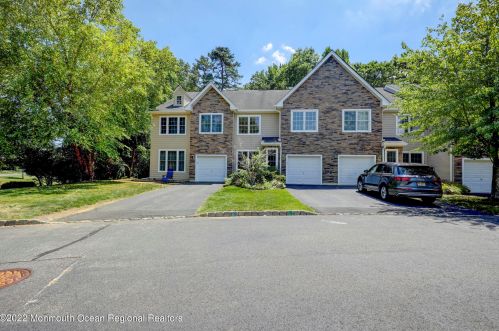 3 Indigo Dr, Old Bridge, NJ 08857-3591