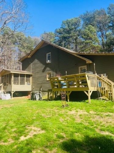 4134 Tuggle Rd, Buford, GA 30519-4045
