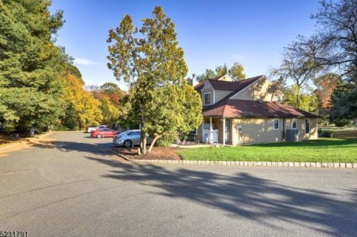 903 Alysia Ct, Dover, NJ 07803-3056