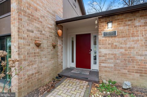 5054 Eliots Oak Rd, Columbia MD  21044-1356 exterior