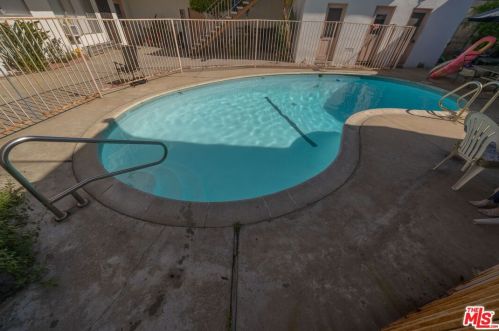 2535 Imperial Hwy, Inglewood, CA 90303-3128