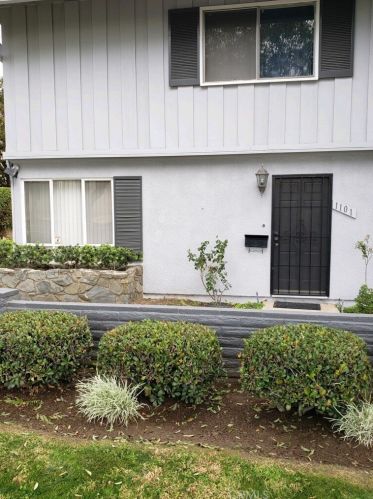 1101 1st St, Tustin, CA 92780-3814