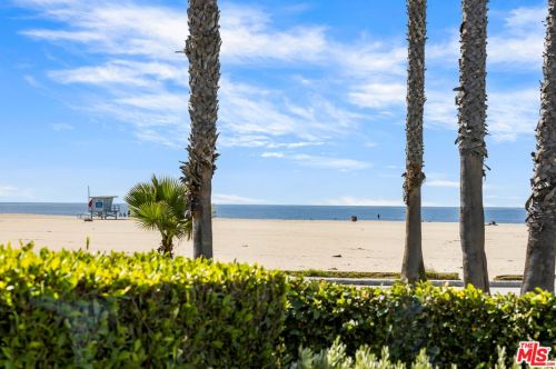 3 Sea Colony Dr, Santa Monica, CA 90405-5322