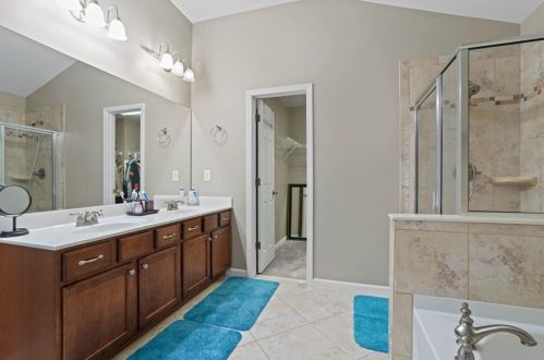 3845 Lake Sanctuary Way, Atlanta GA  30349-1898 exterior