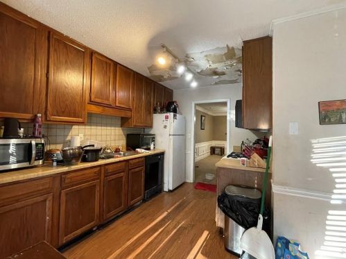 1325 Poplar Pointe, Smyrna GA  30082-2213 exterior