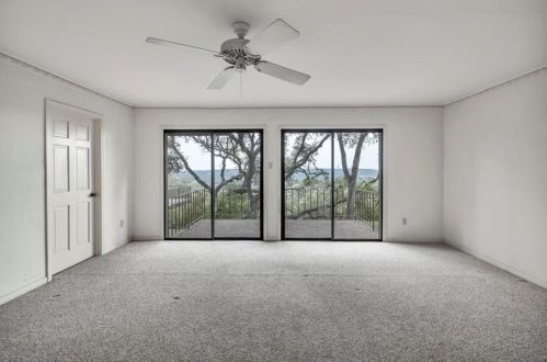 6303 Cat Mtn Cv, Austin TX  78731-3502 exterior