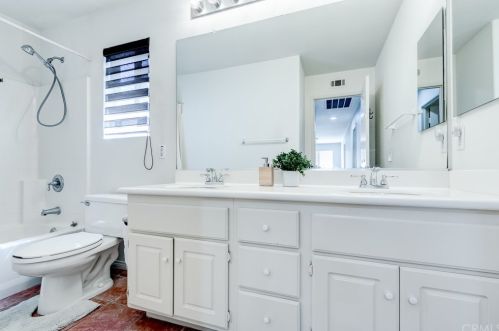 730 Halliday St, Anaheim CA  92804-3129 exterior