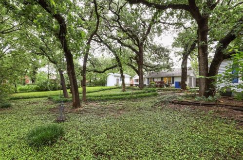 2305 Westbrook Ave, Fort Worth, TX 76111-1329