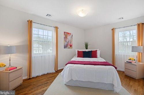 1 Fieldston Rd, Princeton NJ  08540-6453 exterior
