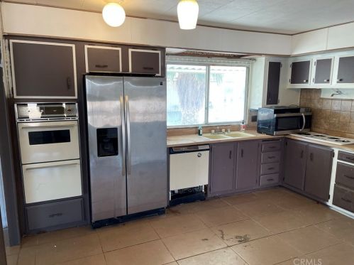 168 Pepperwood St, San Jacinto, CA 92582-5802