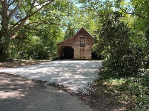 4898 Highway 155, Stockbridge GA  30281-2324 exterior