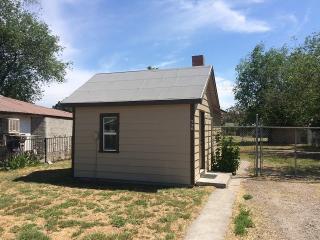 730 Oregon St, Ontario OR  97914-3638 exterior