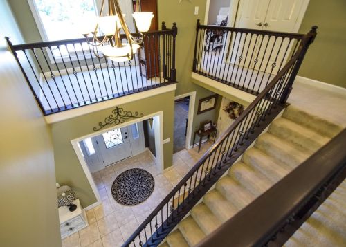 8946 Farrington Ct, Springboro, OH 45066-9216