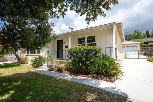 2943 Los Olivos Ln, Glendale, CA 91214-2814