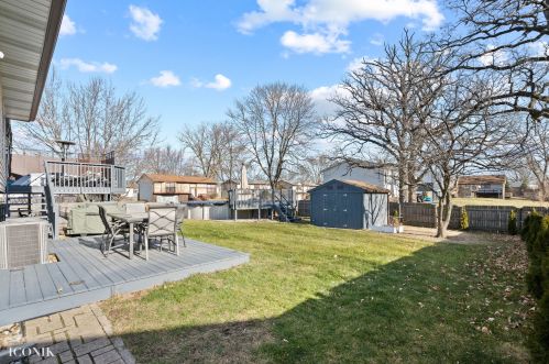 637 Sheffield Ln, Lemont IL  60440-1037 exterior