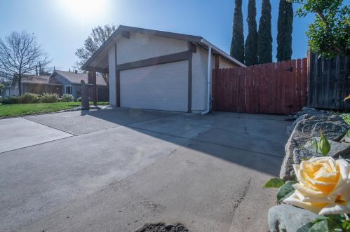 6920 Kaplan Way, Citrus Heights, CA 95621-3628