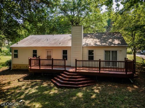 3503 Shelly Dr, Kennesaw, GA 30152-2577
