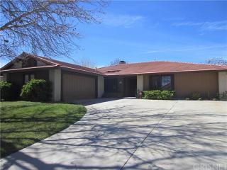 43527 Vista Circle Dr, Lancaster, CA 93536-5457