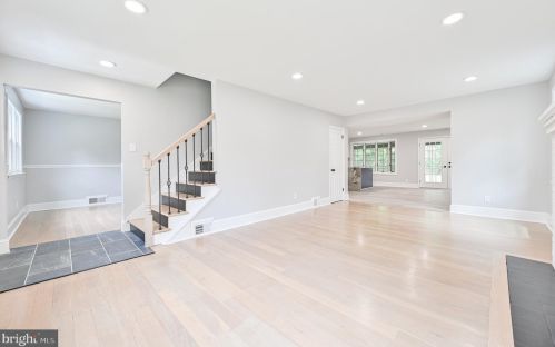 255 Hopkins Rd, Haddonfield NJ 08033-3062 exterior